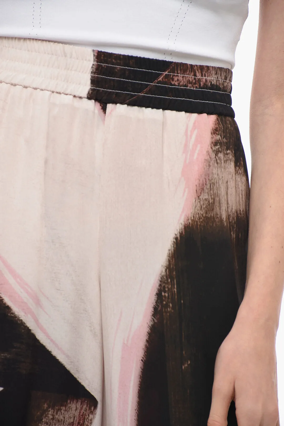Alexander McQueen Silk Palazzo Pants with Graphic Print 42 Italian size