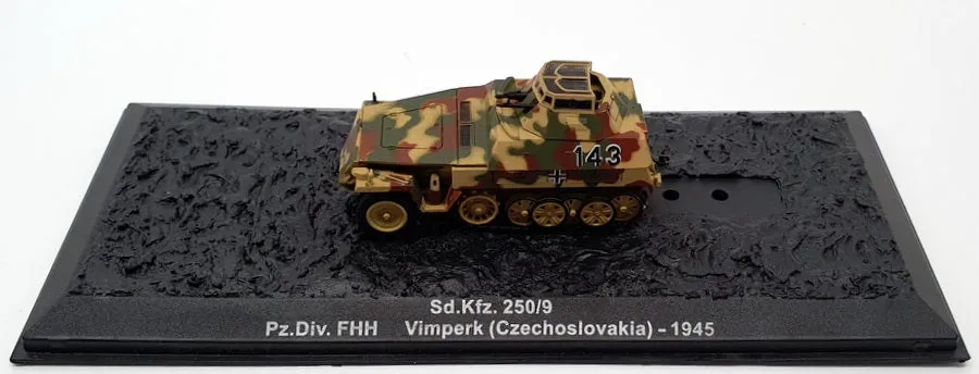 Altaya 1/72 Scale AL14820K - Sd.Kfz. 250/9 Pz.Div. FHH Czechoslovakia 1945