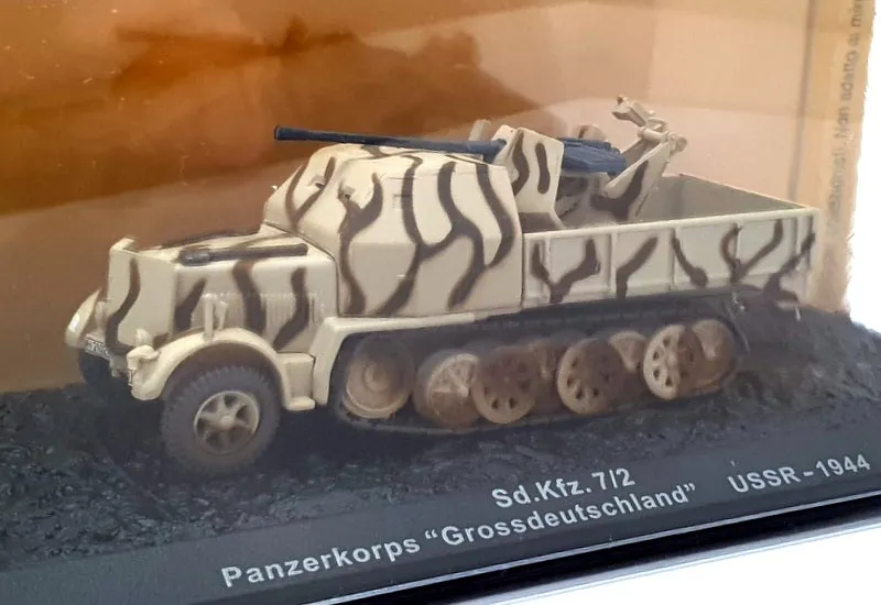 Altaya 1/72 Scale AL14820L - Sd.Kfz. 7/2 Panzerkorps USSR 1944