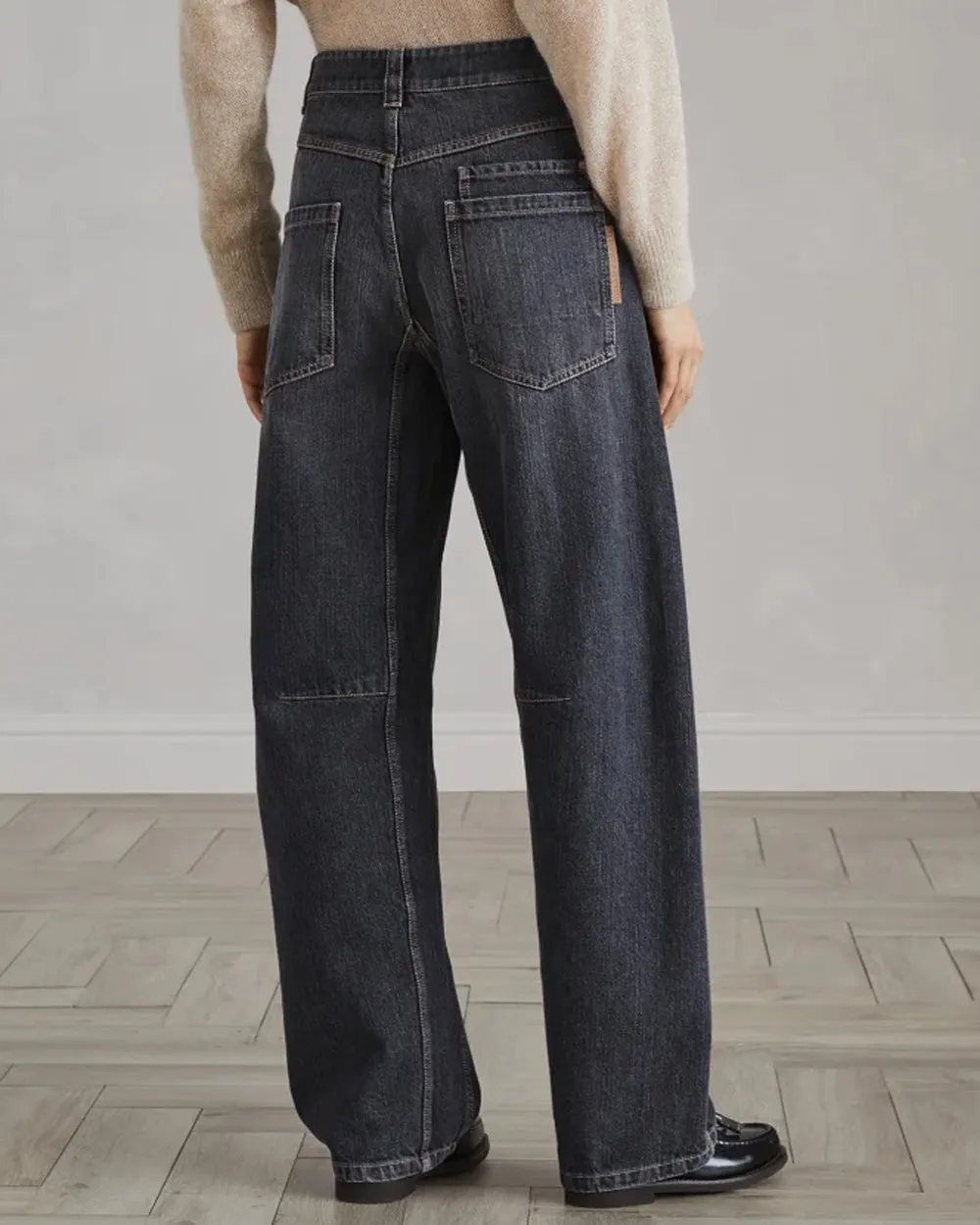 Curved Wide Leg Jean in Black Stone