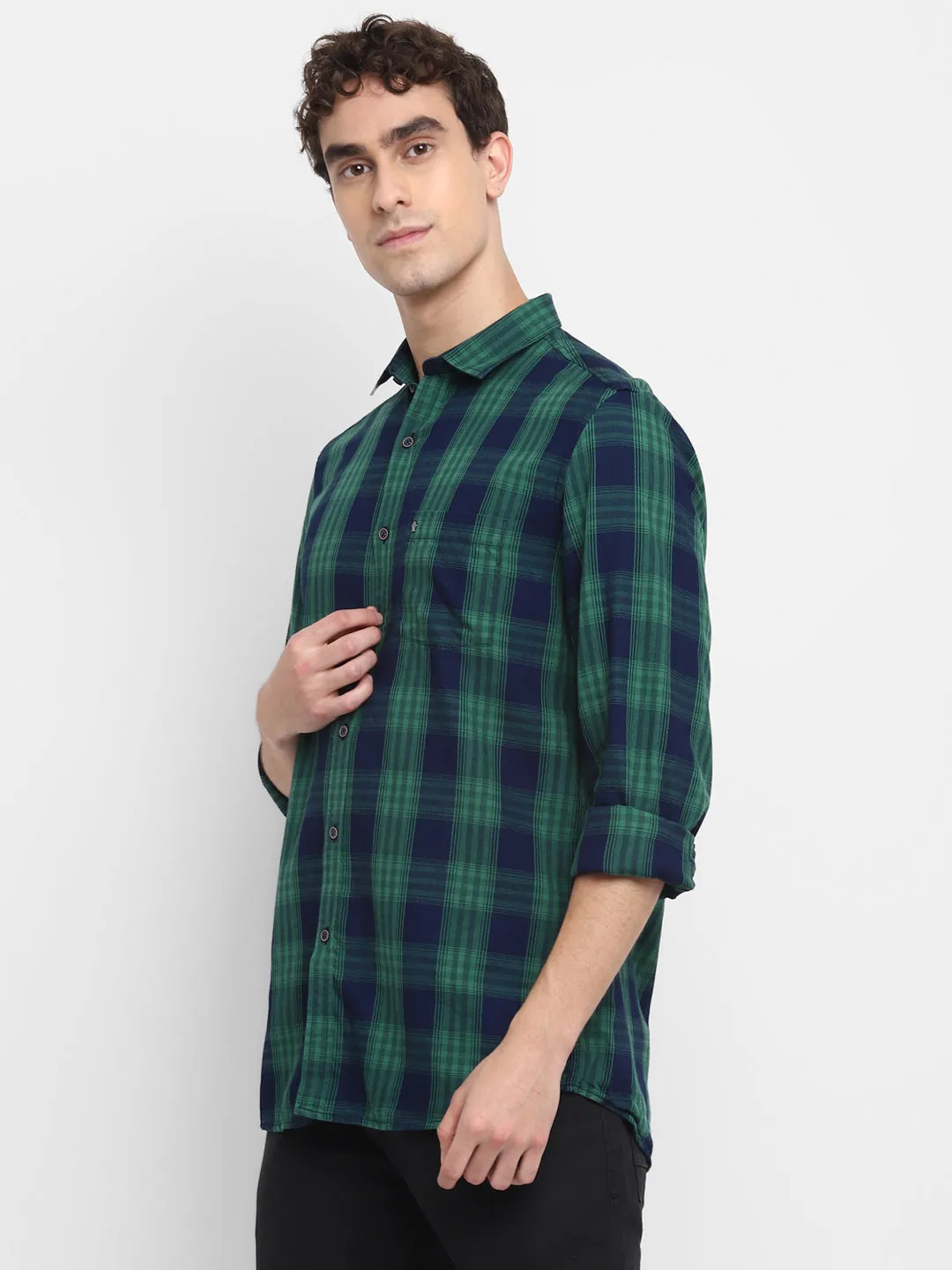 Turtle Men Green Cotton Checked Slim Fit Shirts