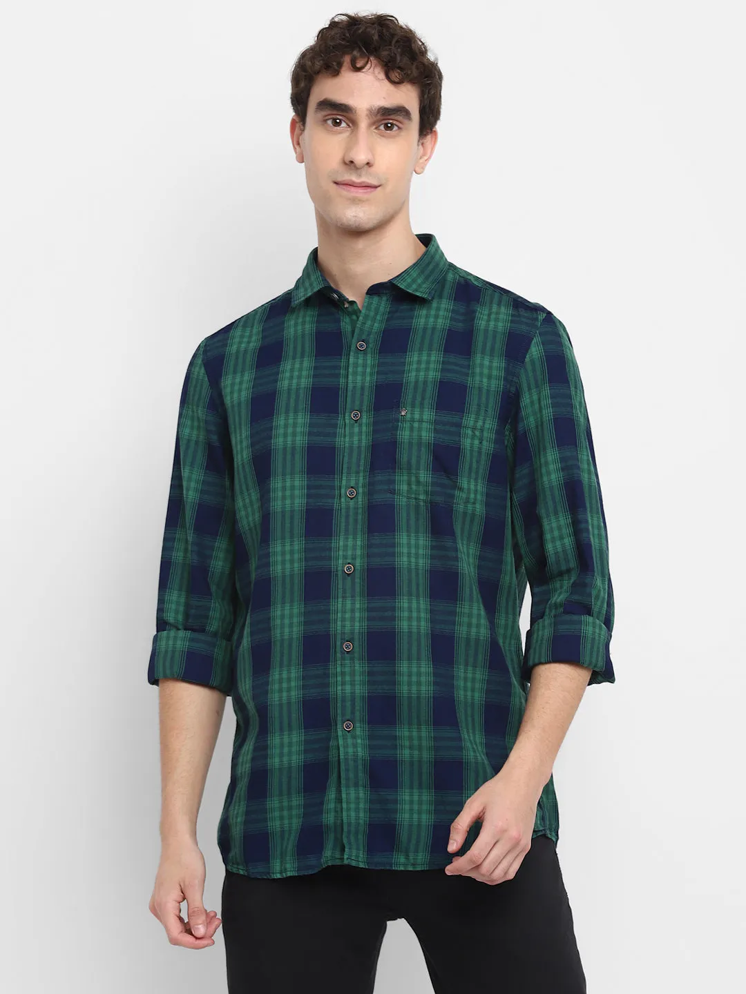 Turtle Men Green Cotton Checked Slim Fit Shirts